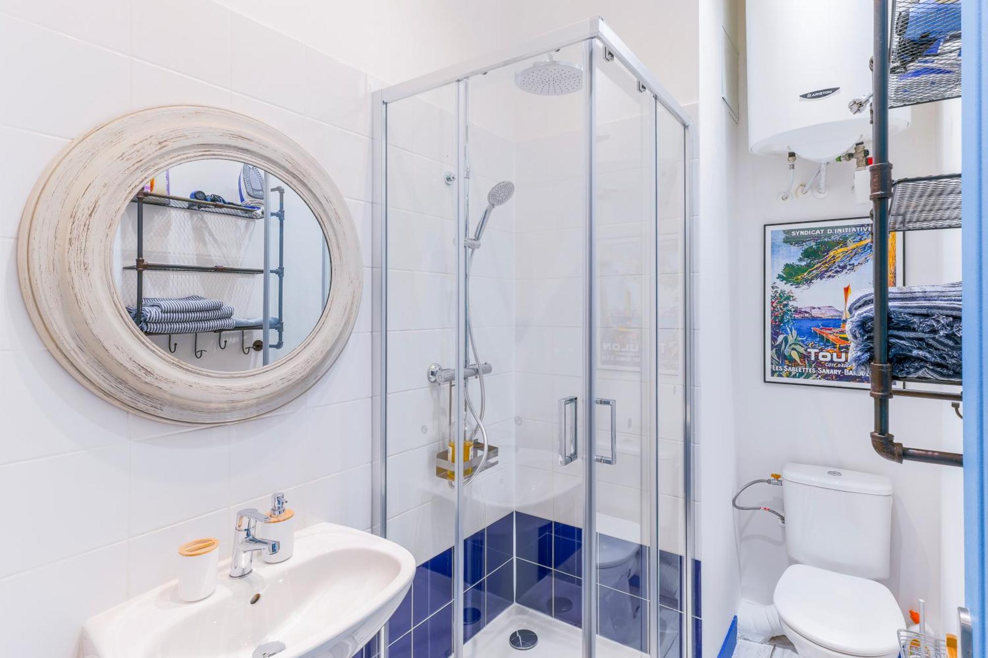Studio Bleu 29M2, 120M Vieux-Port , Clim ,Wifi, Acces Autonome Avec Code Марсель Экстерьер фото